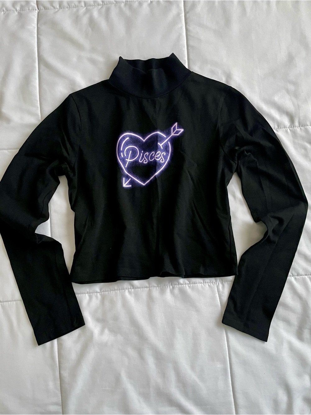 DOLLSKILL 'Pisces' Neon Heart Top